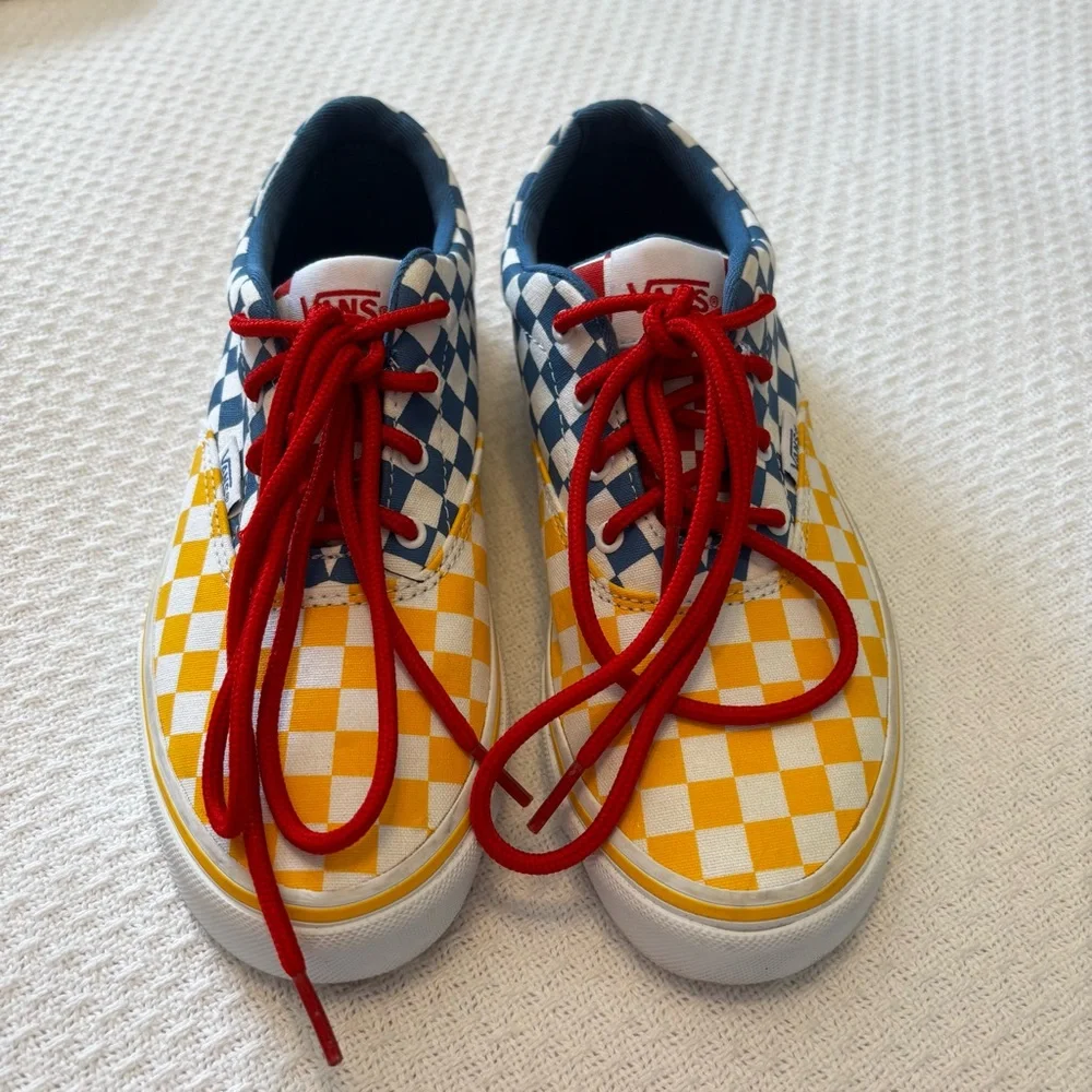 Vans kid skateboard